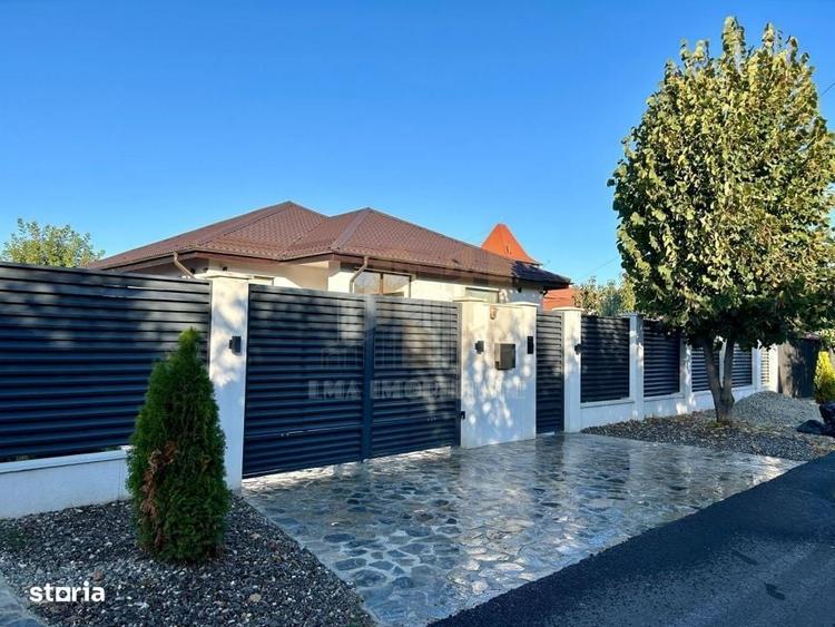 Casă cu 4 camere decomandat în Hărman