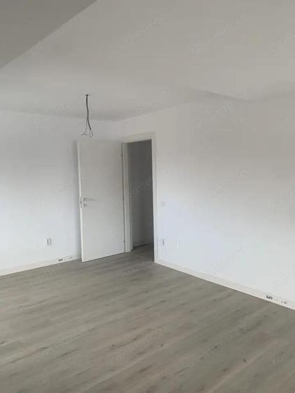 Apartament 4 camere, 118 mp, zona George Enescu - 10