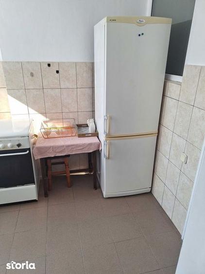 Inchiriez 2 camere zona Sf.Ioan - 4