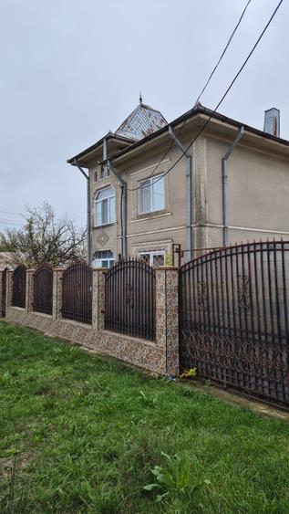 Casa si teren de vânzare - 2