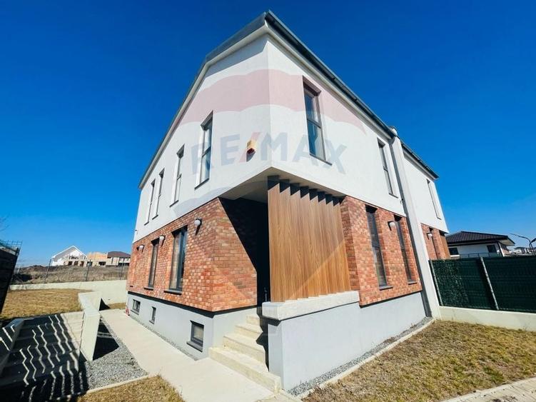 Casa moderna de vanzare  - Confort si eleganta in apropierea Clujului - 1
