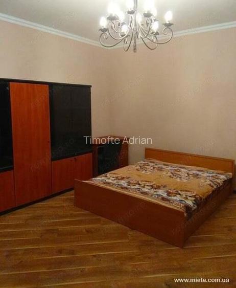 Garsoniera Gara de Nord