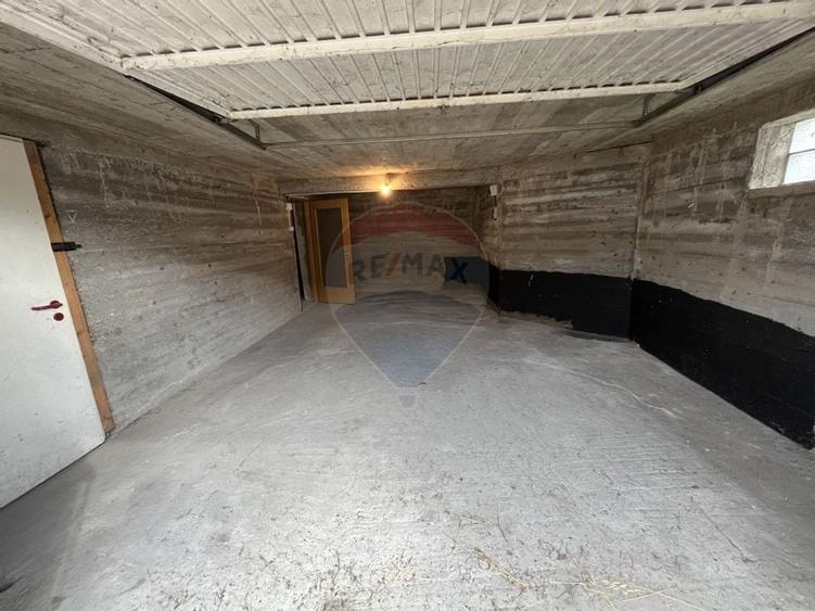 Casa de vanzare in Campulung la pret de apartament. - 16