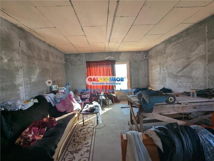 Adunatii Copaceni vila P+1 ,5 camere,suprafata 165 mp, teren 1300 mp - 9