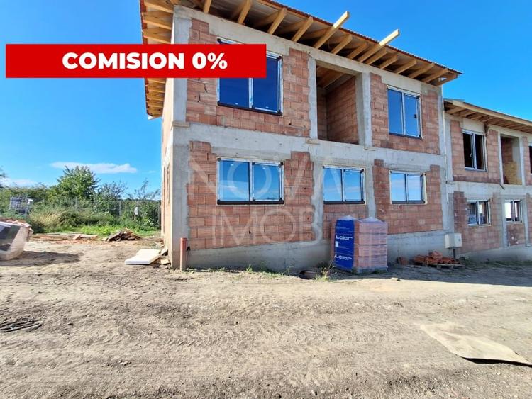 Casa tip duplex, la alb - Sura Mica - COMISION 0 - 1