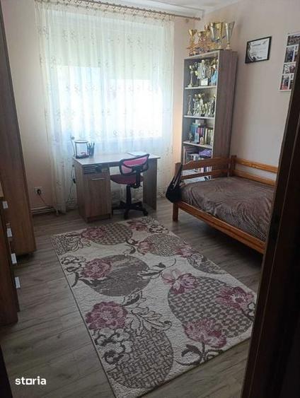 Apartament cu 4 camere in Gura Campului - 8