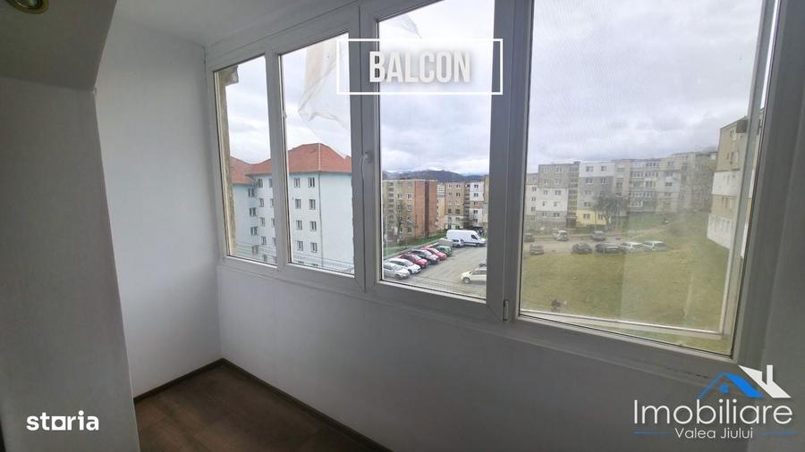 Apartament 3 camere decomandate Vulcan | Etaj 2 | Str. Traian - 6