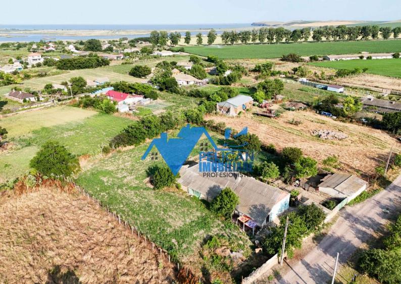 Casa cu teren in Salcioara (Jurilovca) - 2600mp - 2