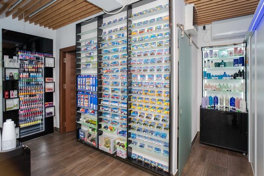 CLADIRE COMERCIALA CU SPATII OPEN SPACE - 13