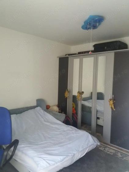 persoana fizica inchiriez apartament 3 camere in vila cu 8 apartamente in zona Str. Bieltz - 1