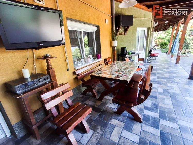 Casa individuala cu 8 camere si teren de 832 mp de vanzare, zona Girocului - 35