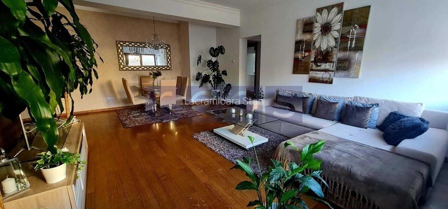 DE VANZARE APARTAMENT 4 CAMERE + CURTE | ZONA CENTRALĂ