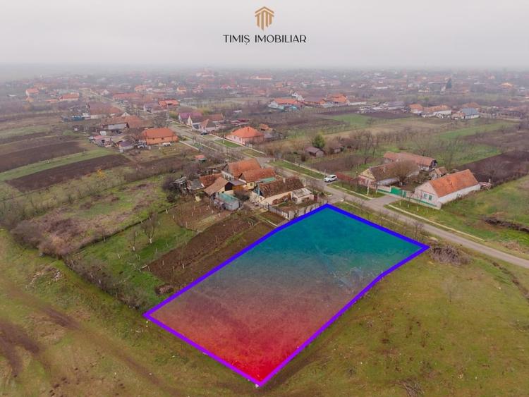Teren Ianova 1200 mp, vatra satului | asfalt, utilitati | Comision 0% - 1
