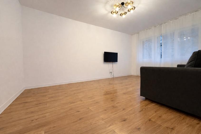 Rar pe piata: 3 camere complet renovat, totul NOU, etaj 1! - 2