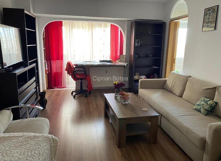 Garsoniera decomandata 41 m Titan