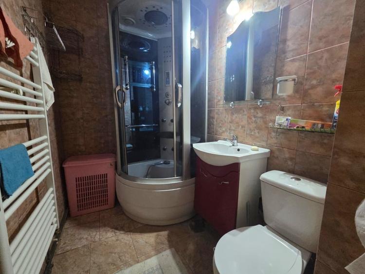 DE VANZARE-APARTAMENT 3 CAMERE-MIRCEA CEL BATRAN - 8