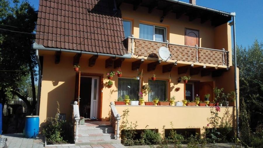 Casă cu gradina in zonă liniștită cu acces privat - 1