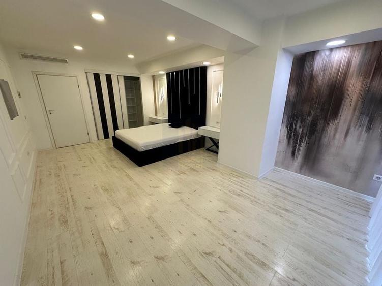 Apartament 3 camere si curte proprie de vanzare in zona *Herastrau* - 2