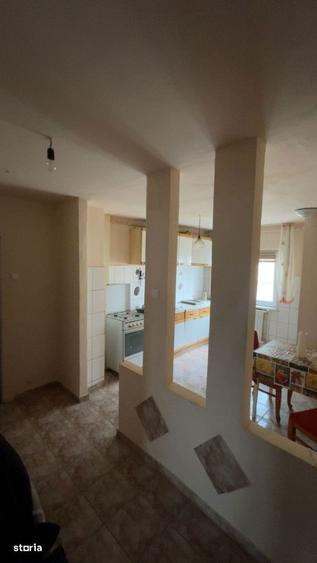 Apartament cu 3 camere de vanzare in Blaj - 2