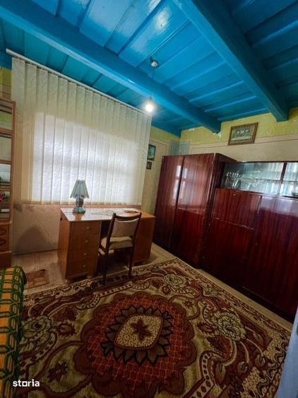 Casa rustica de vacanta cu teren generos de 2.200 mp, multiple anexe - 2