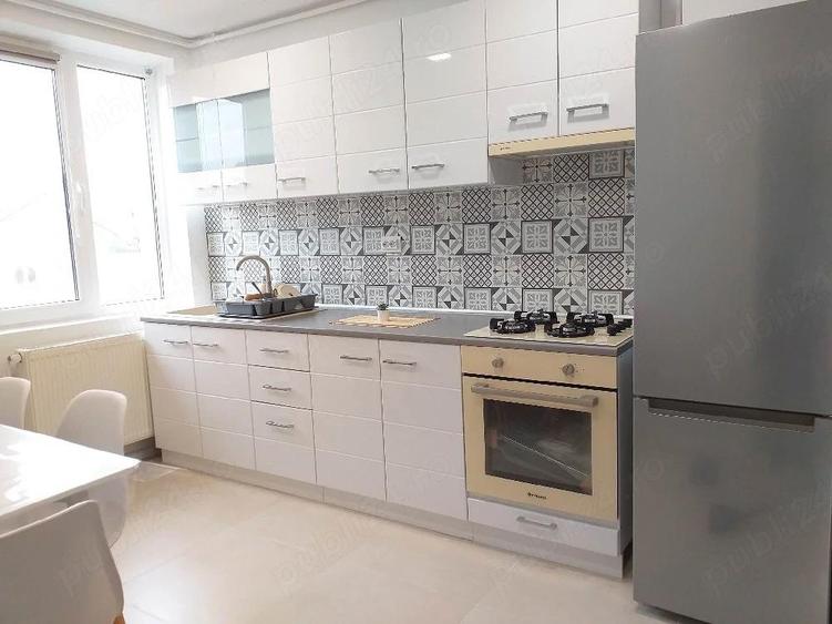 Vand apartament doua camere zona UBB - 2