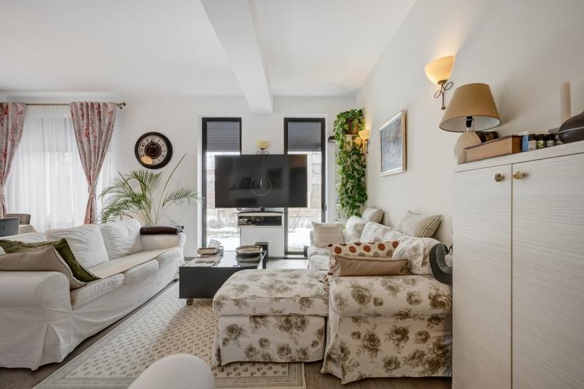 Vanzare vila moderna zona 2 Cocosi - 24