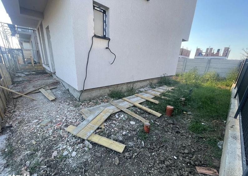 Casa individuala 4 camere| Incalzire in pardoseala| Teren 220 mp |2025 - 2