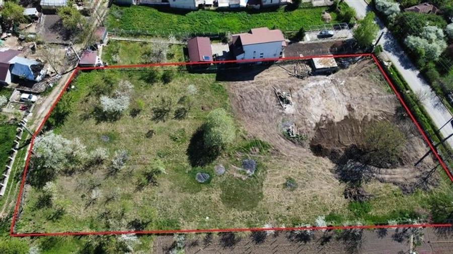 Teren parcelabil, in zona curata si linistita, la 10 minute de Ploiesti - 1