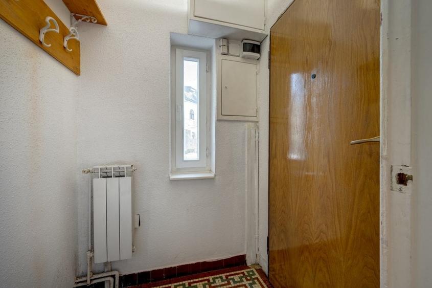 Vila cu arhitectura distincta, 7 camere, renovata, intr-o locatie exclusivista - 31