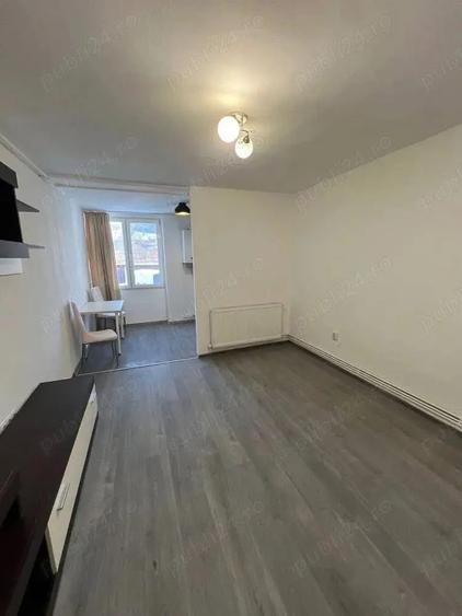 Garsoniera renovata complet, parter,ideala pentru locuit sau investi?ie! - 3