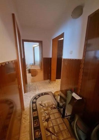 Apartament cu 2 camere decomandat în Obor