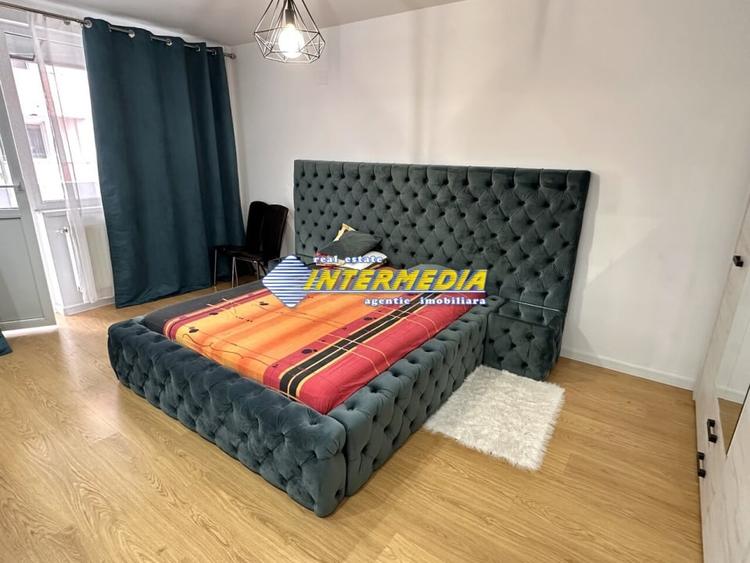 APARTAMENT 3 CAMERE I 90 MP I BLOC NOU I CENTRU I CU GARAJ I - 1