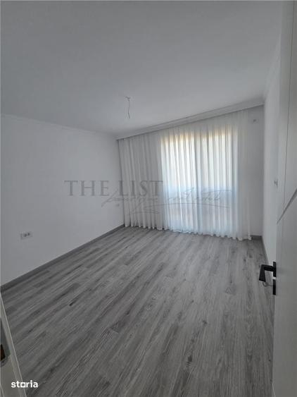 Casă cu 4 camere în Odăi