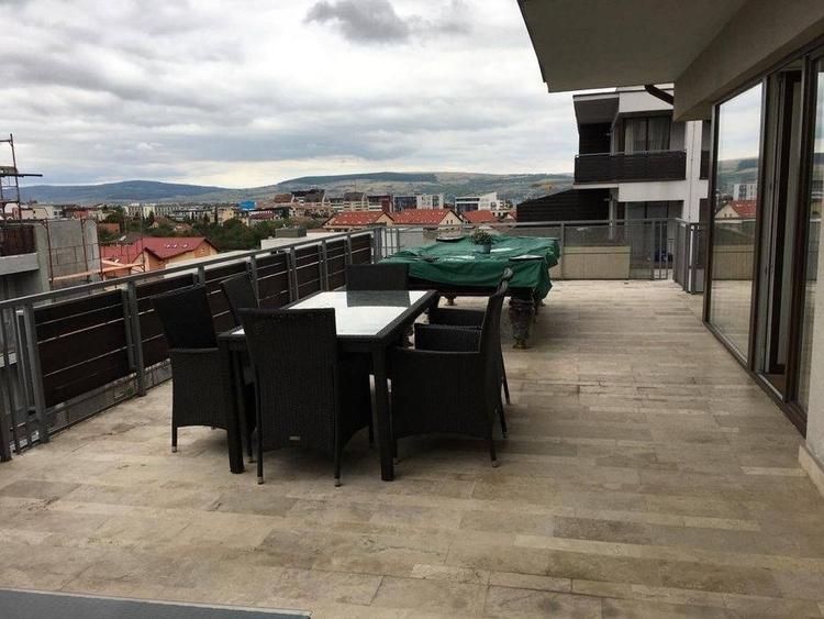 Apartament cu 4 camere în Bună Ziua