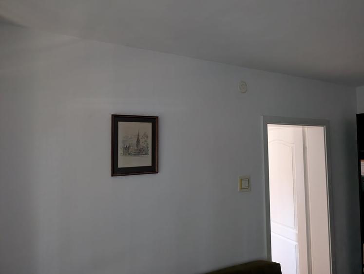 Apartament semidecomandat în 1 Mai
