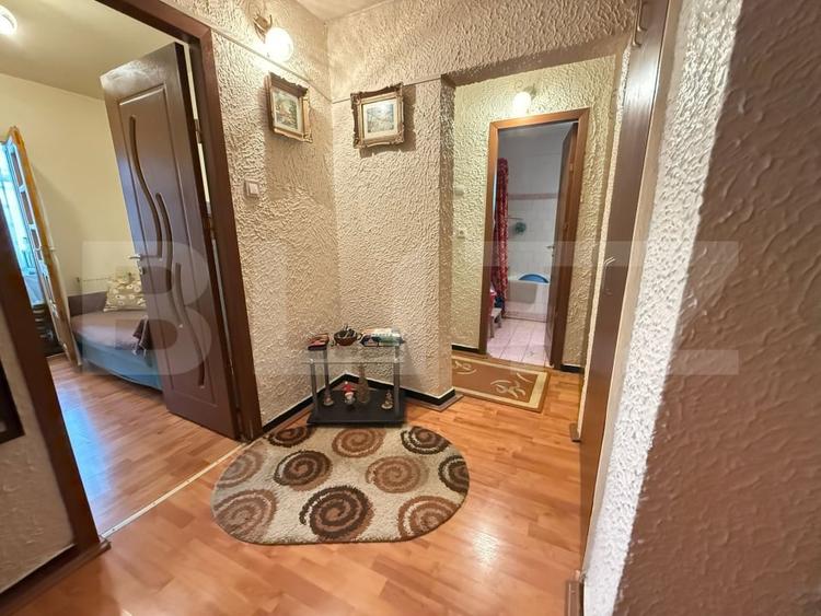 Apartament 2 camere, decomandat, zona Mall - 5