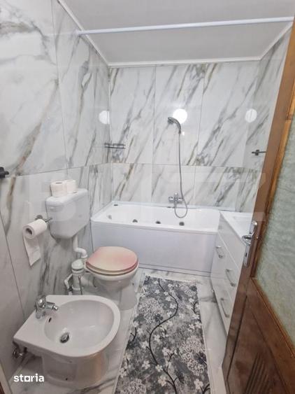 Apartament cu 2 camere decomandat în George Enescu