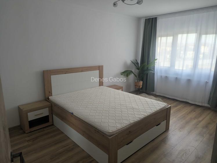 Inchiriez apartament doua camere, Fabricii vis-a-vis de Kauflan