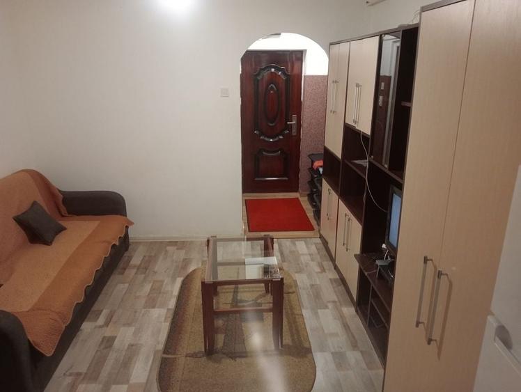 Garsonieră semidecomandată în Baza 3