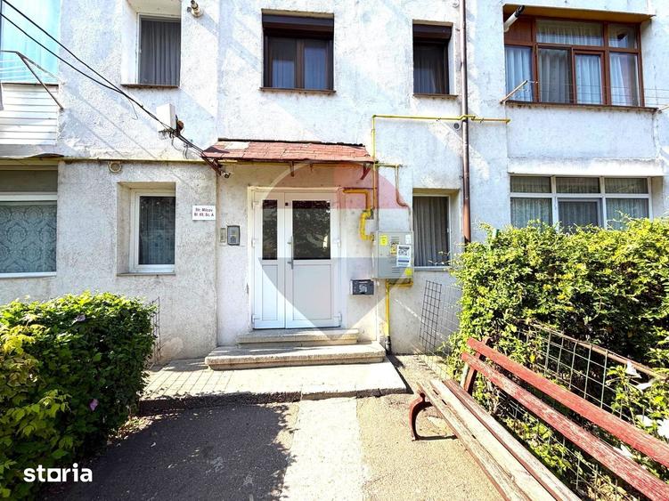 Apartament 2 camere semidecomandate , etaj 1/4 Strada Milcov - 11