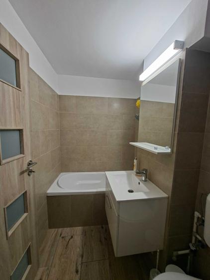 Garsonieră decomandată în Lujerului