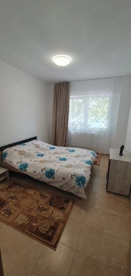 Apartament cu 2 camere decomandat în Palazu Mare