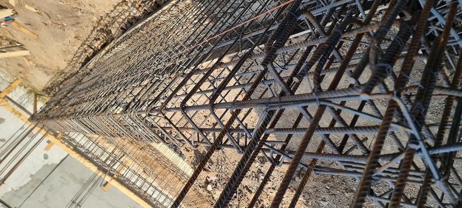 Casă cu Teren 246 Mp în Central