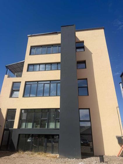 Spațiu comercial, de 485 mp, în Central