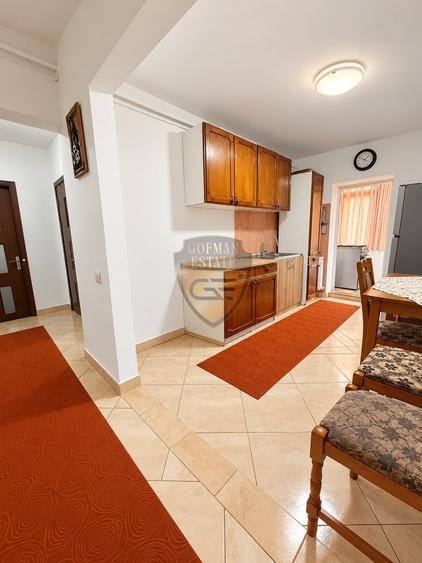 Apartament cu 3 camere decomandat în Faleza Nord
