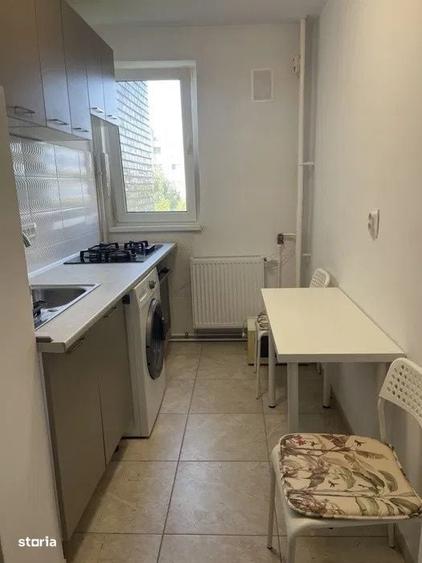 Apartament cu 3 camere în Drumul Taberei
