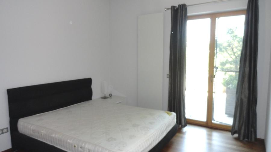 Apartament cu 3 camere decomandat în Grigorescu