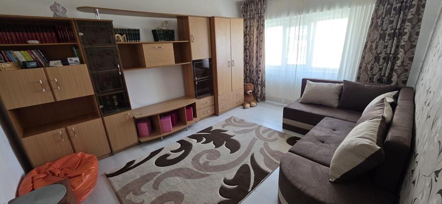 Apartament cu 2 camere decomandat în Ultracentral