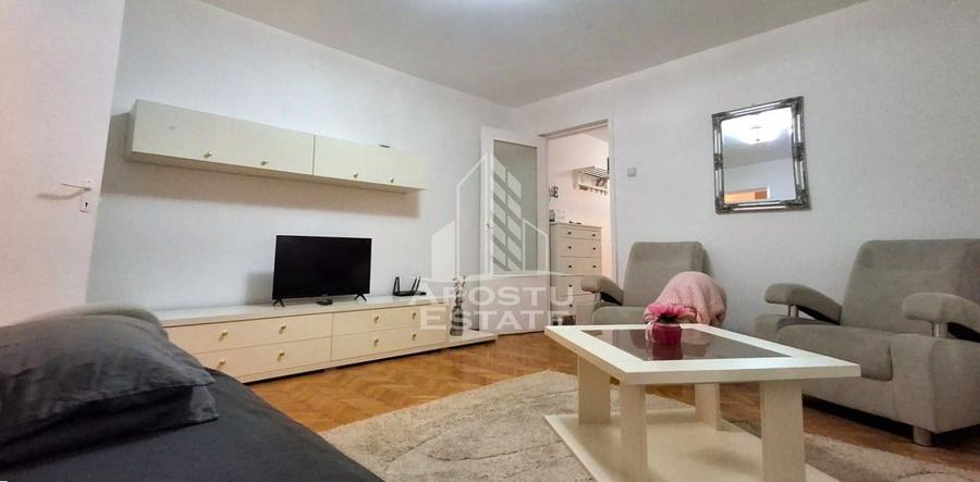 Apartament 2 camere Cal.Romanilor.Din 01.08 - 5