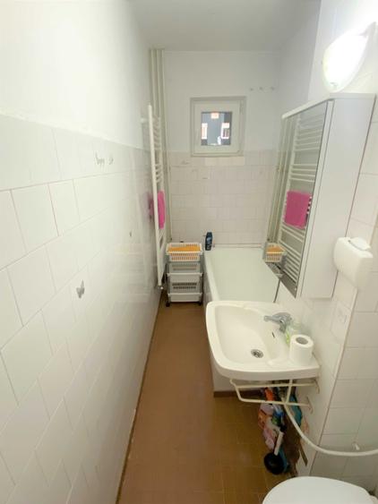 Apartament cu 2 camere semidecomandat în Dacia